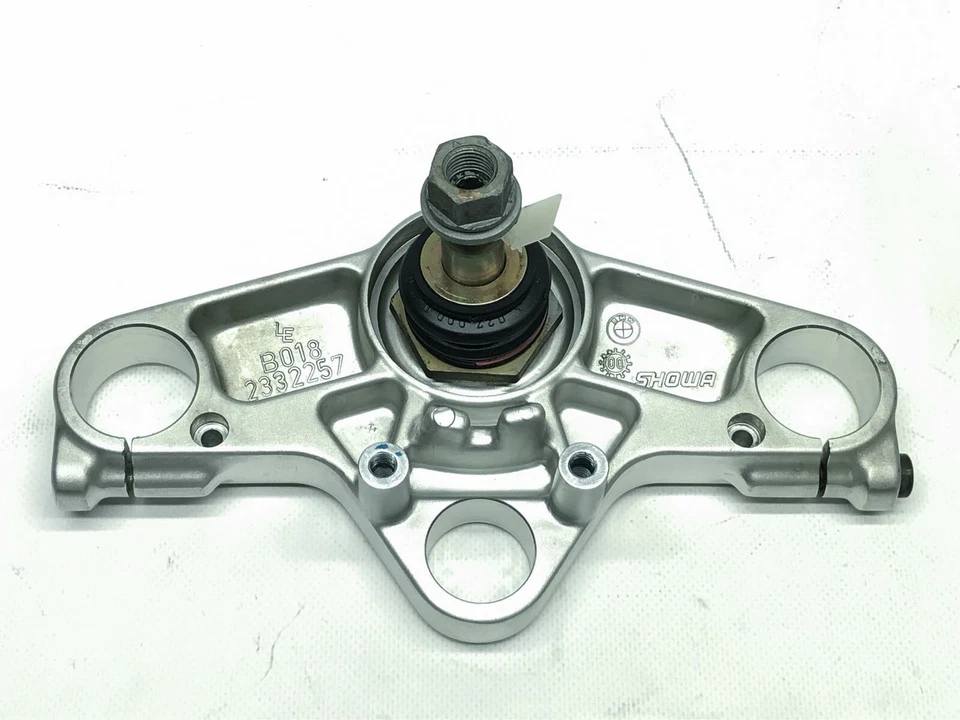 BMW K1200RS Top Triple Tree Top Yoke (5) 01' - Image 3 of 4