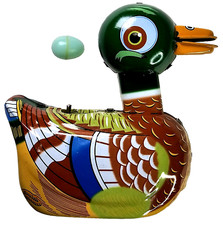 Vintage Tin Litho Wind Up Duck Laying Eggs Toy - No Key 5.5in Tall