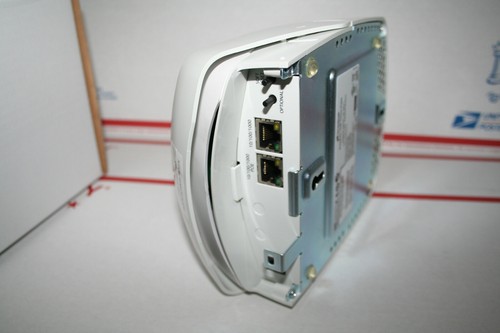 Ruckus Access Point ZoneFlex 7942 Wireless N Gigabit PoE 1000 Mb/s No Adapter - Picture 4 of 5
