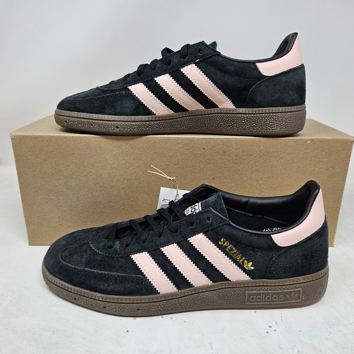 adidas gazelle silver green womens adidas Handball Spezial Core Black Clear Pink Gum (W)