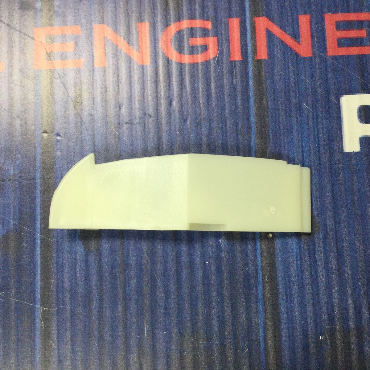 yuchan　903535 OEM STIHL CHIP GUARD DEFLECTOR 1125-656-1505 024 AV 026 028 AV 034