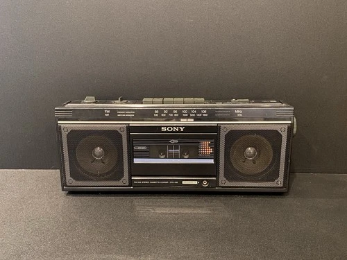 Read Vintage Boombox Sony CFS-230 Radio Cassette Recorder Cassette Walkman In