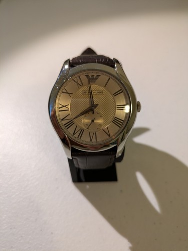 Men's EMPORIO ARMANI QUARTZ WATCH Amber Dial Brown Leather Strap AR-1704 Running
