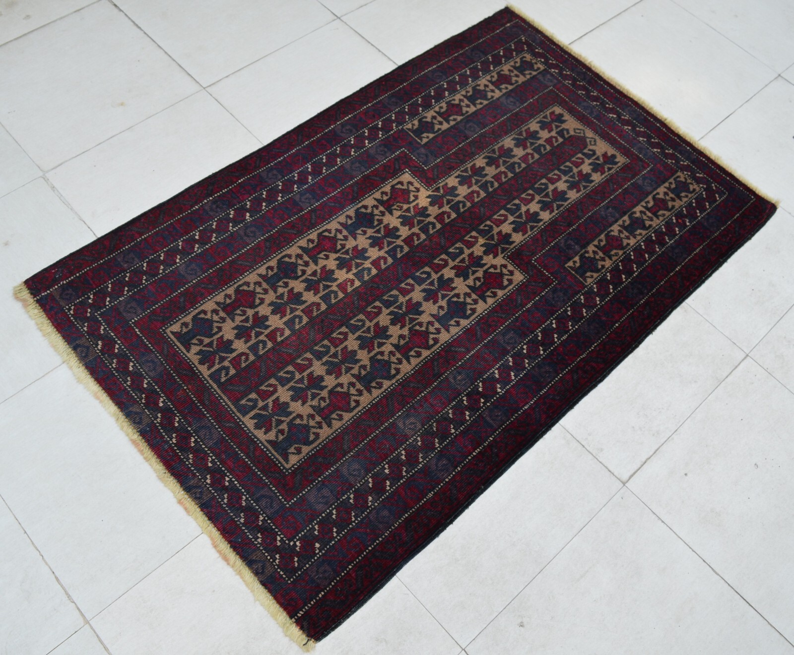 2'9 x 4'6 Handmade vintage afghan kawdani prayer wool area rug, 3x5