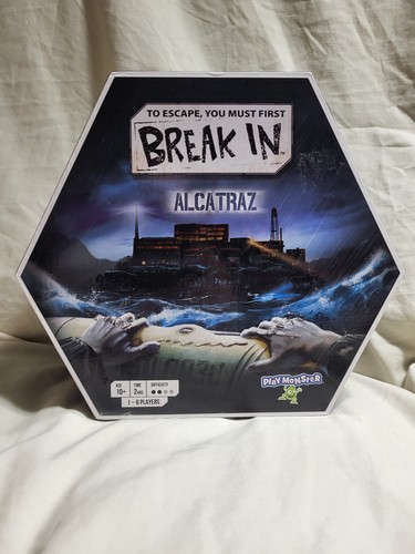 Um zu entkommen, müssen Sie zuerst in Alcatraz Escape Room Puzzle Lösung Stil Spiel