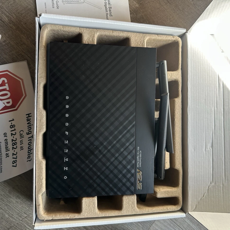 *NEW* ASUS AC1900 1300Mbps Dual-band Gigabit Wireless AC Router (RT-AC68P) - Image 3 of 4