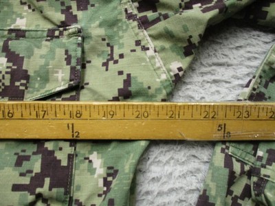 US Navy NWU Type III Jacket Mens Small Green Digital Camo Ripstop