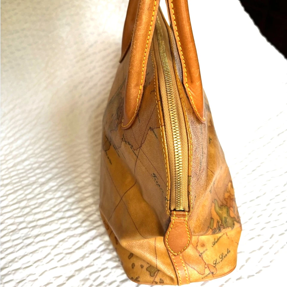 Bolso de Mano Alviero Martini Estampado Mapa Tostado Foto 3 de 4