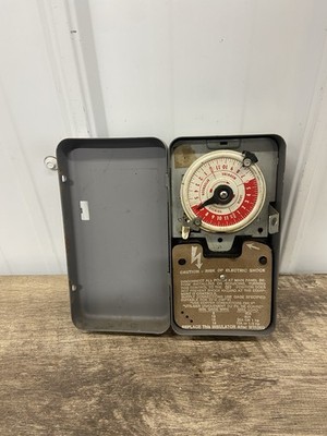 Paragon Electric Company Timer Model 4004-71