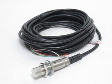 241161 New-Incomplete; Allen-Bradley 440N-Z21S17B Prox-Switch 24V No Actuator