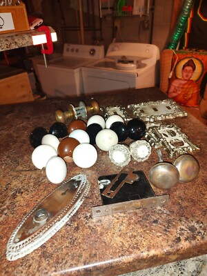 Lot Of Vintage Doorknobs Porcelain Glass Brass Copper Lockset /w Knobs Hardware 
