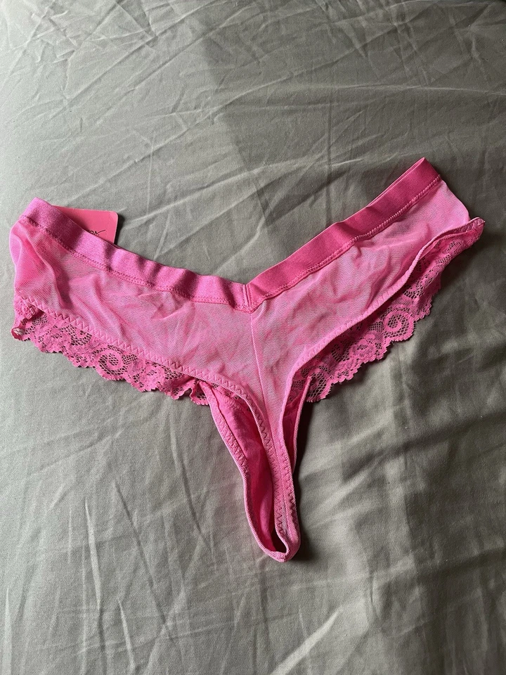 Nuevo Tanga de Encaje Rosa Betsey Johnson Talla Pequeña Lencería Lazo Malla Elastizada Foto 3 de 4