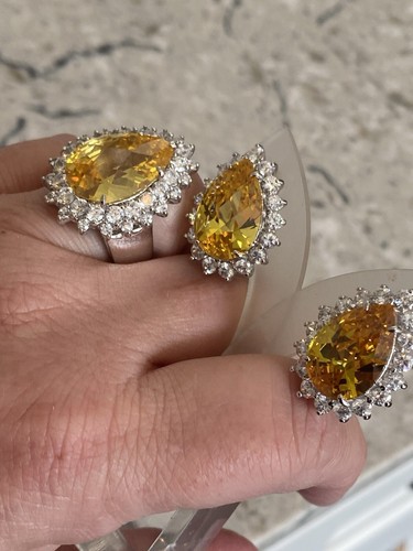 Charles Winston Sterling Silver Canary & White CZ Omega Back Earrings & Ring Set - Picture 5 of 19