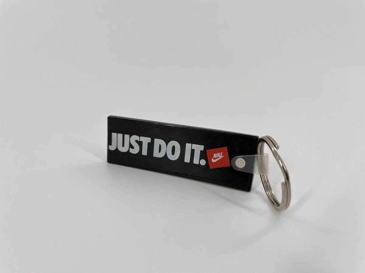 Key top strap nike