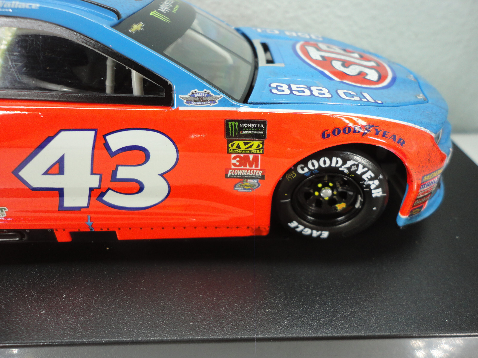 Picture 9 of 22