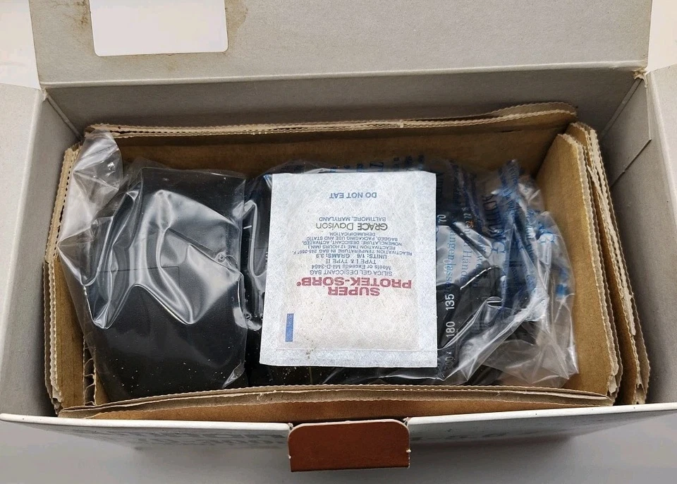 Tamron LD AF70-300mm F/4.0-5.6 LD Di Macro  1:2 Lens For Nikon NEW IN BOX - Image 4 of 4