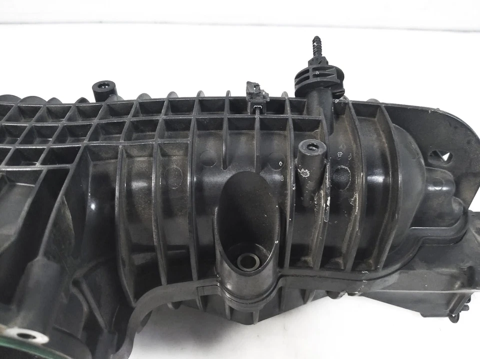 2015-2016 Volvo S60 2.0L Air Intake Manifold 31431777 - Image 4 of 4