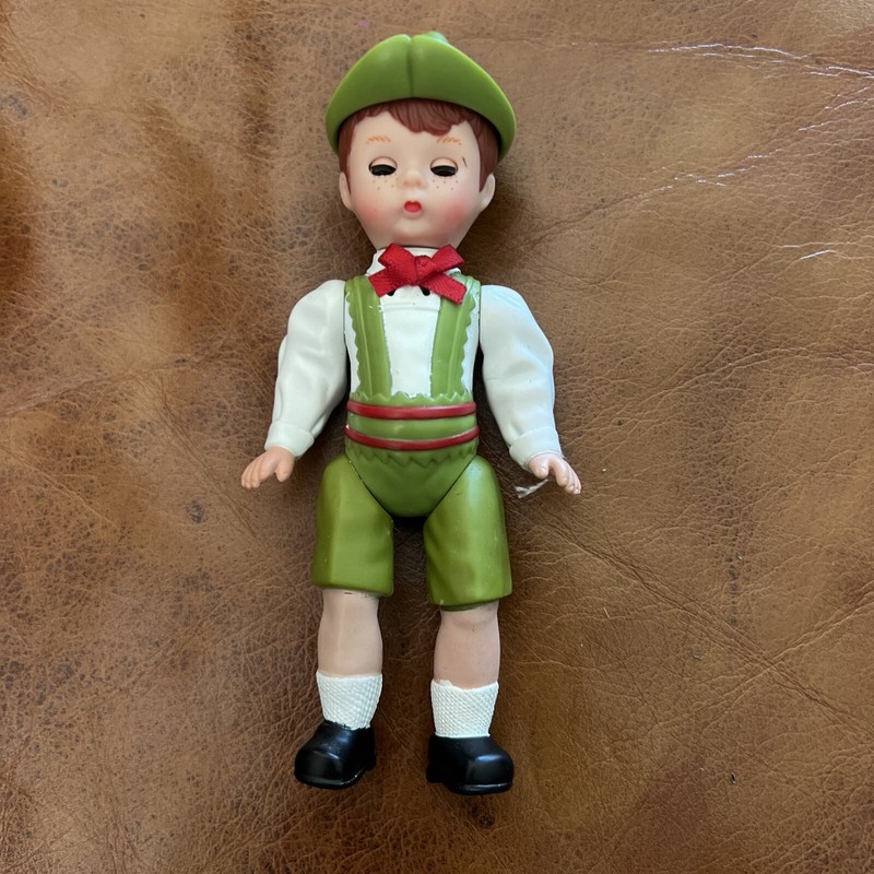 McDonald’s happy meal toy Madame Alexander Hansel doll