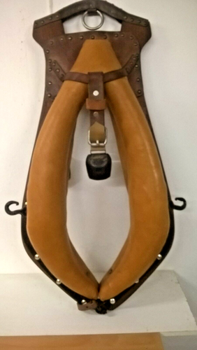 Collier de cheval ancien pour décoration cuir cognac