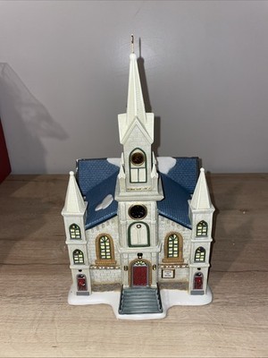 St. Nicholas Square Cathedral 1999 Christmas Village Traditional Cozy