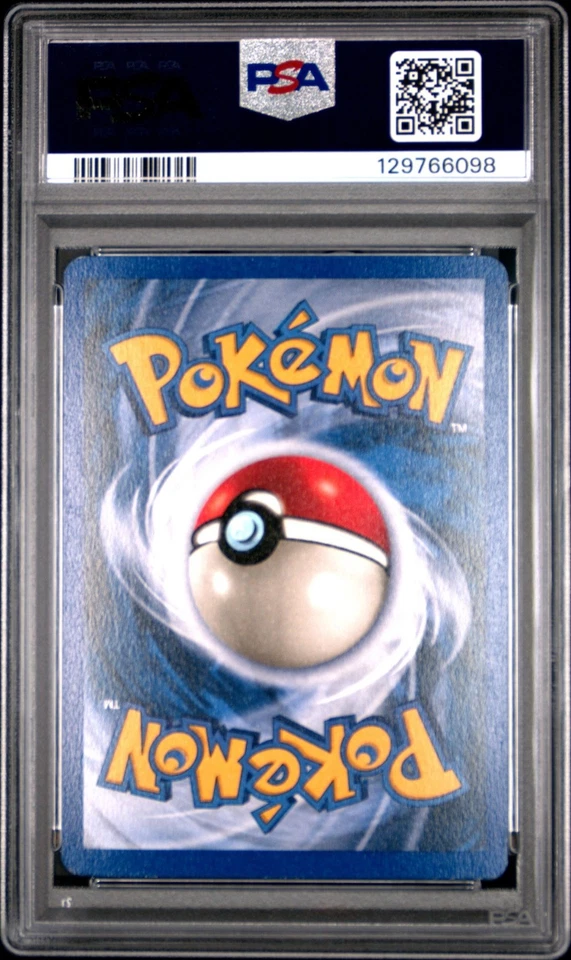 Pokemon TCG Venusaur 15/102 Base Set Holo PSA 7 - Image 2 of 2