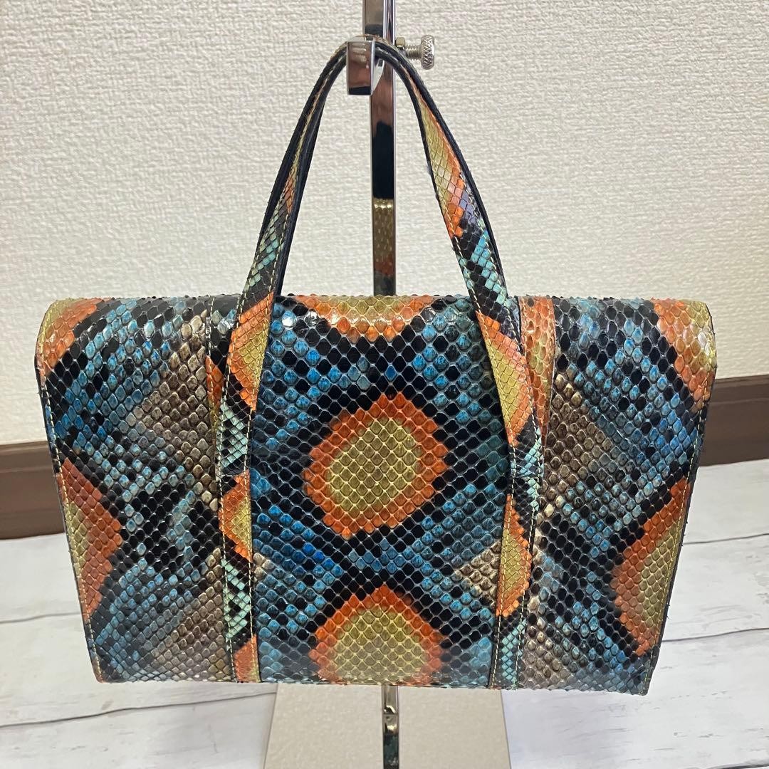 CHANEL Multicolor Python Leather Shoulder Bag Vin… - image 3