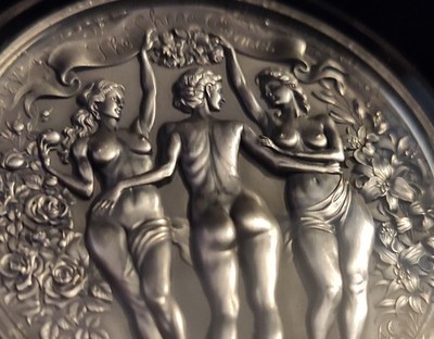 The Three Graces - Celestial Beauty Kamerun 2020 3 Grazien Limitiert auf 500 St.