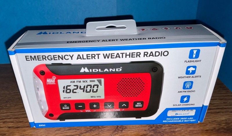 New Sealed MIDLAND Emergency Alert Weather Radio ER50 Flashlight Crank NOAA