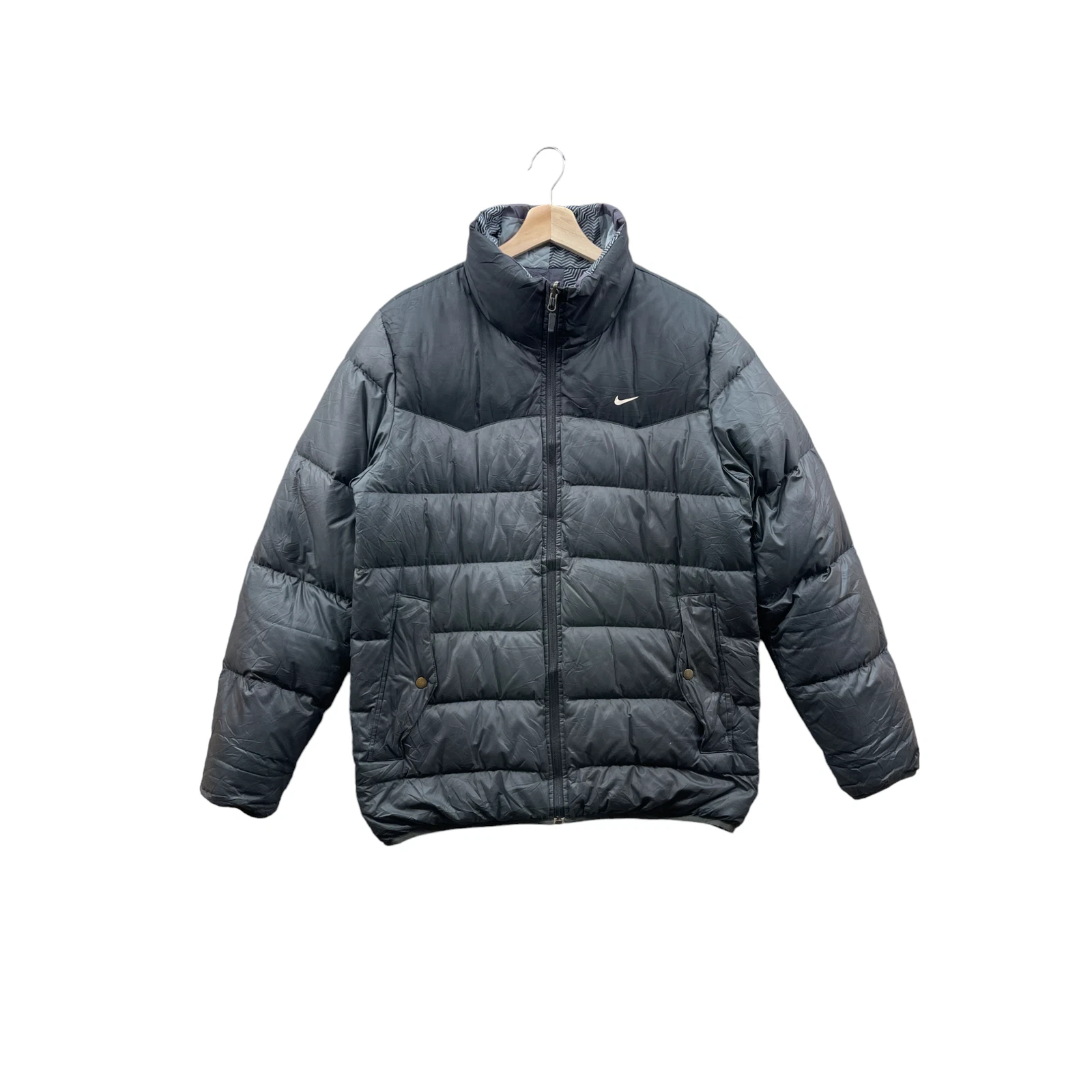 Nike Sportswear Essential Two-Tone 550 Down Puffer Jacket Size M VTG Outdoors