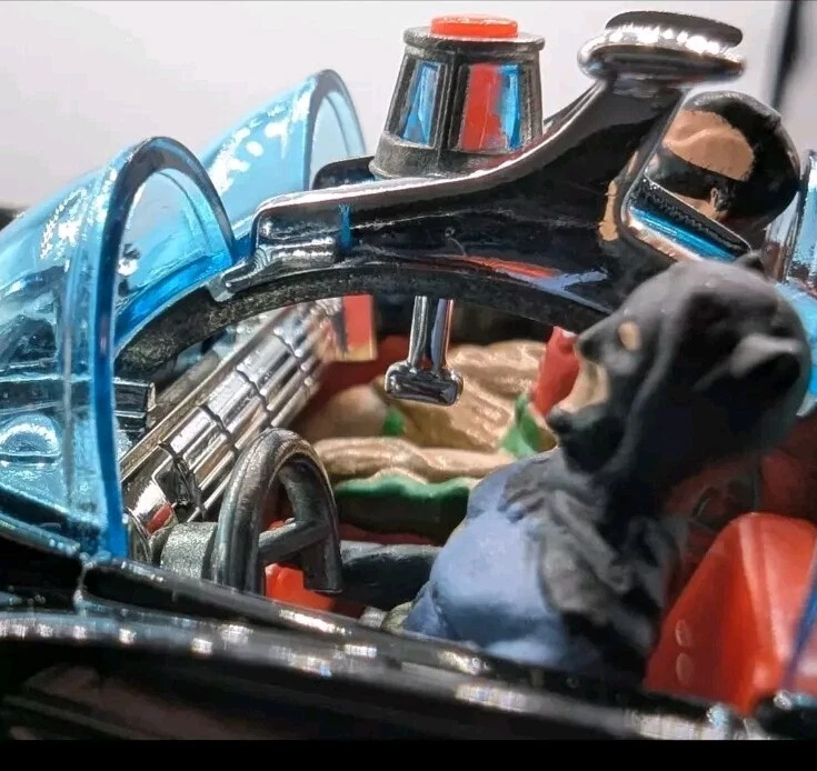 Corgi Model Club Batmobile # 267 Gloss Black 2024 1:50 REISSUE 2024 ship from US — 第 4/4 张图片