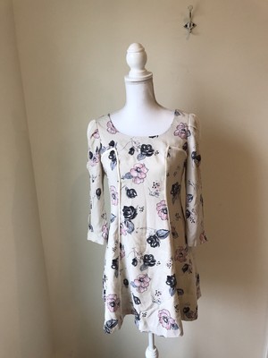 Supreme Lala Dress Women S Size Medium Cream Pink Flowers Floral Detailed Sleeve Ebay