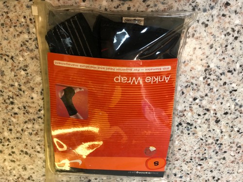 NIKE CAVIGLIA AVVOLGENTE ADULTO unisex taglia small con stomatex superiore attrezzatura calore e umidità - Foto 6 di 6