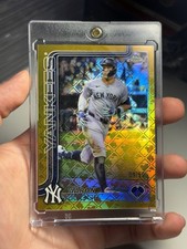 2025 Topps Chrome - Aaron Judge #99 Gold Logofractor Variation /50