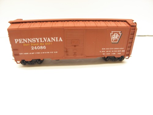 ACCURAIL 40' ACERO S/DOOR BOXCAR PENNSYLVANIA #24086 ~ ESCALA HO | Zustand: Used