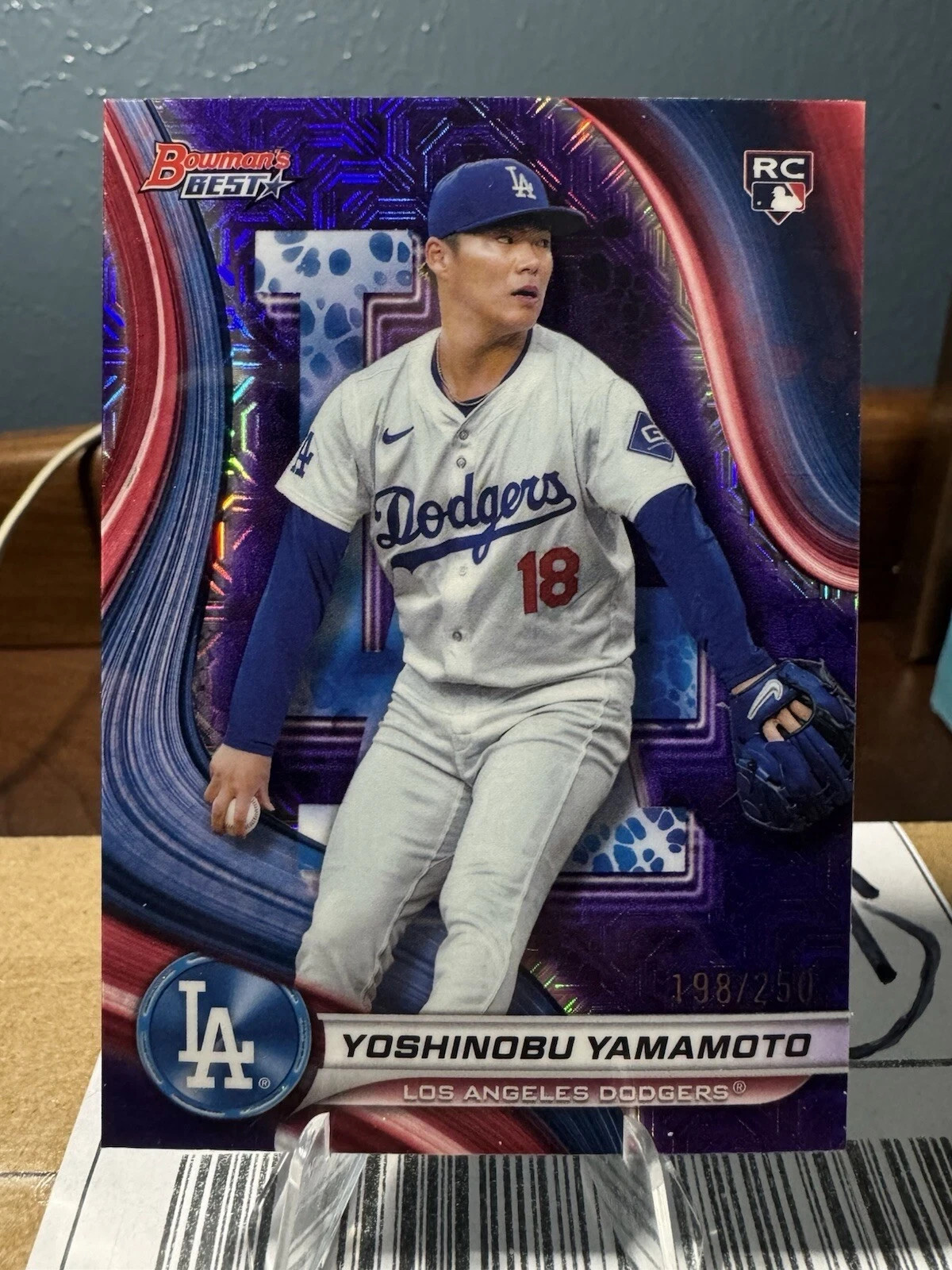 Yoshinobu Yamamoto 2024 Bowman's Best PURPLE REFRACTOR RC /250 Dodgers Sho