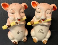 Vintage 1950s - Pigs Playing Flutes - Ceramic  Salt & Pepper Shakers - Japan