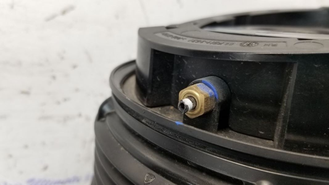 2023 MASERATI GRECALE TROFEO REAR AIR SHOCK STRUT RIGHT PASSENGER 670157842