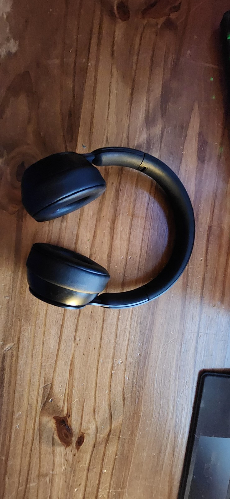 Beats Solo3 Wireless On-Ear Headphones Black