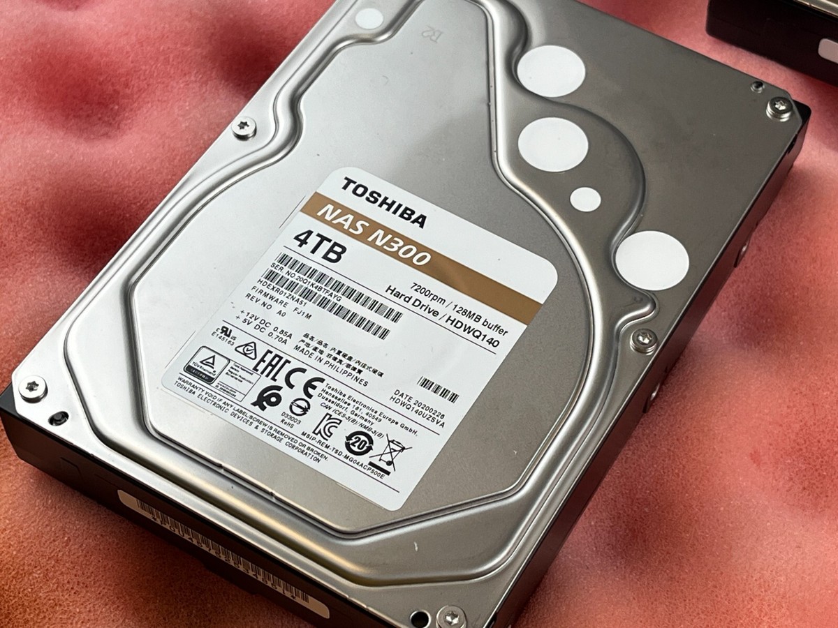 Hard Drive Toshiba NAS N300 HDEXR01ZNA51 4TB 7.2K 128MB 3.5'' - EU
