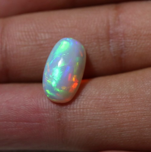3.8 Cts 14x7.9x6.3 MM Natural AAA Green Red Yellow Fire Ethiopian Opal Cabochon - Bild 6 von 8