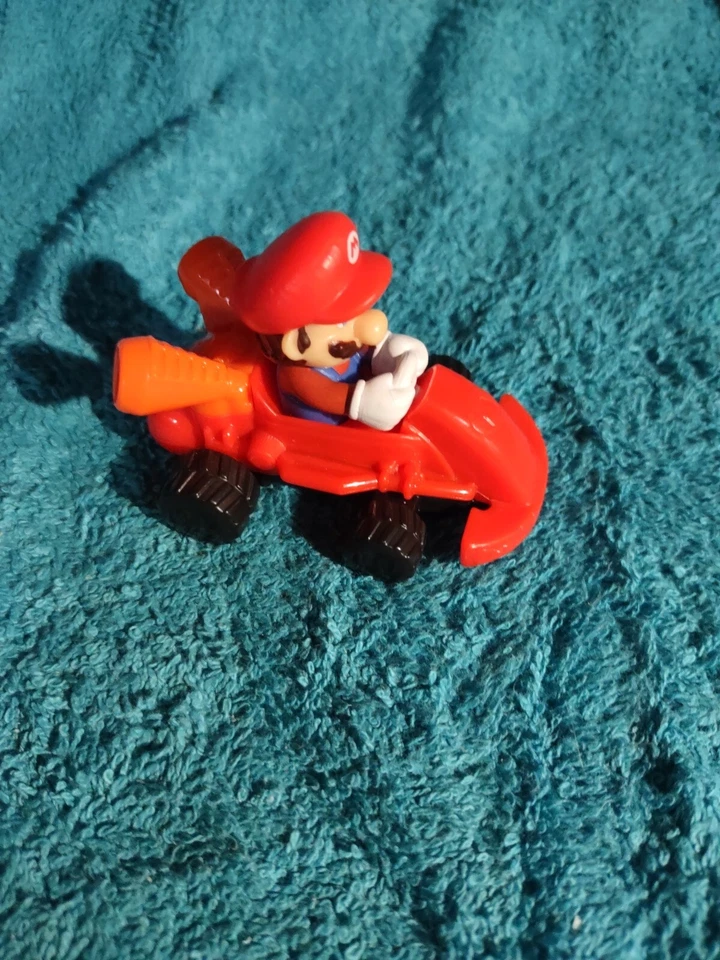 Juego de 2 personajes de Mario Cart usados 2022 Foto 3 de 4