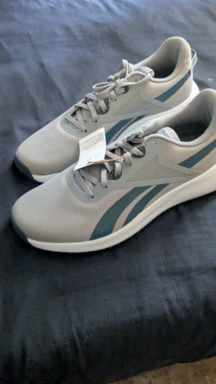 reebok runing shoes thumbnail 2