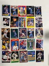 Larry Walker Mixed Brands 25 Card Lot - Expos, Rockies