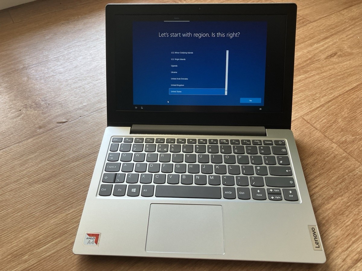 Lenovo IdeaPad Slim 1-11AST-05 Laptop AMD A4, 4GB RAM, 64GB