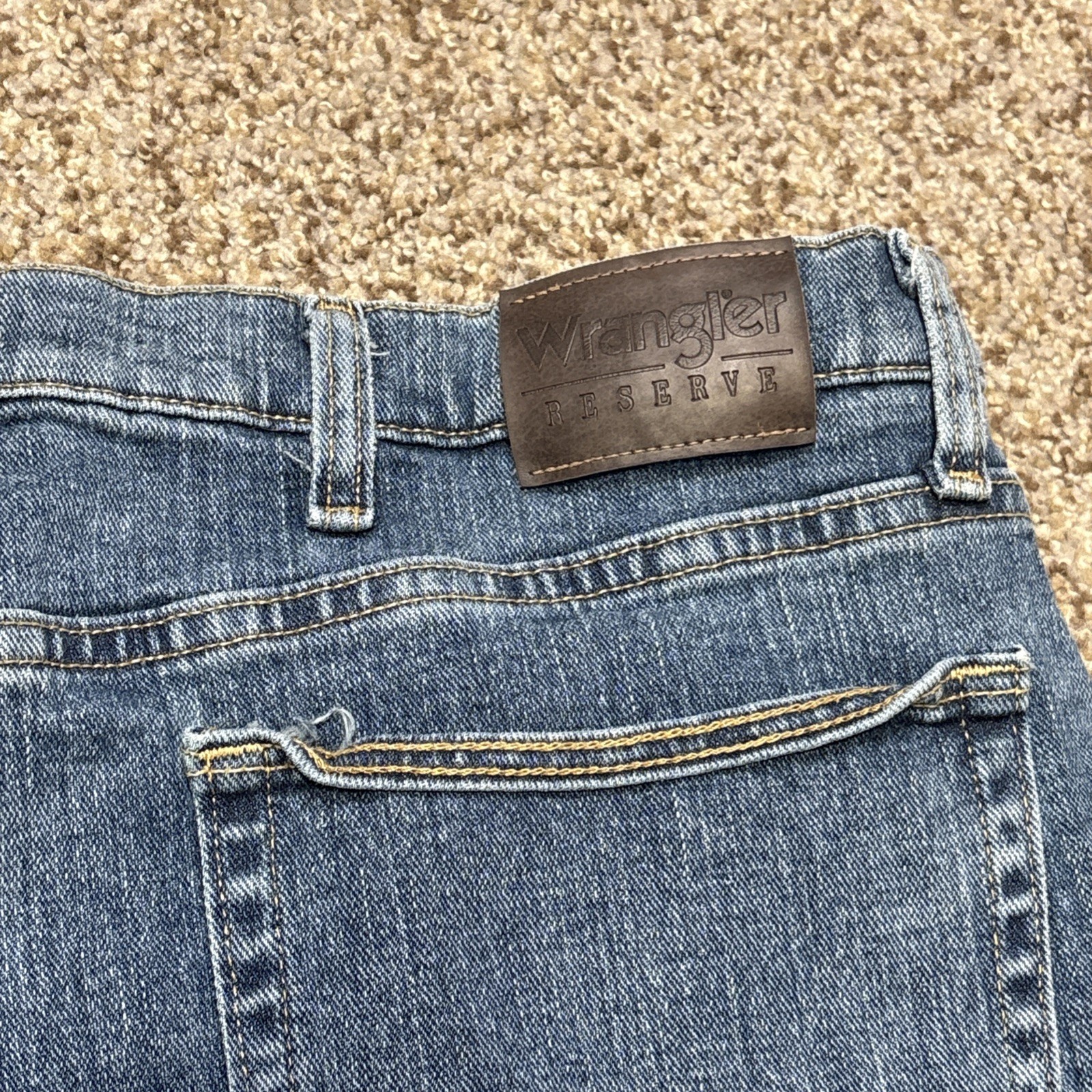 Wrangler Reserve Jeans Mens 38x29 (36x28) Advanced Comfort Straight Leg Stretch - View 16