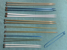 Vintage aluminum and plastic knitting needles - lot of 9 pair