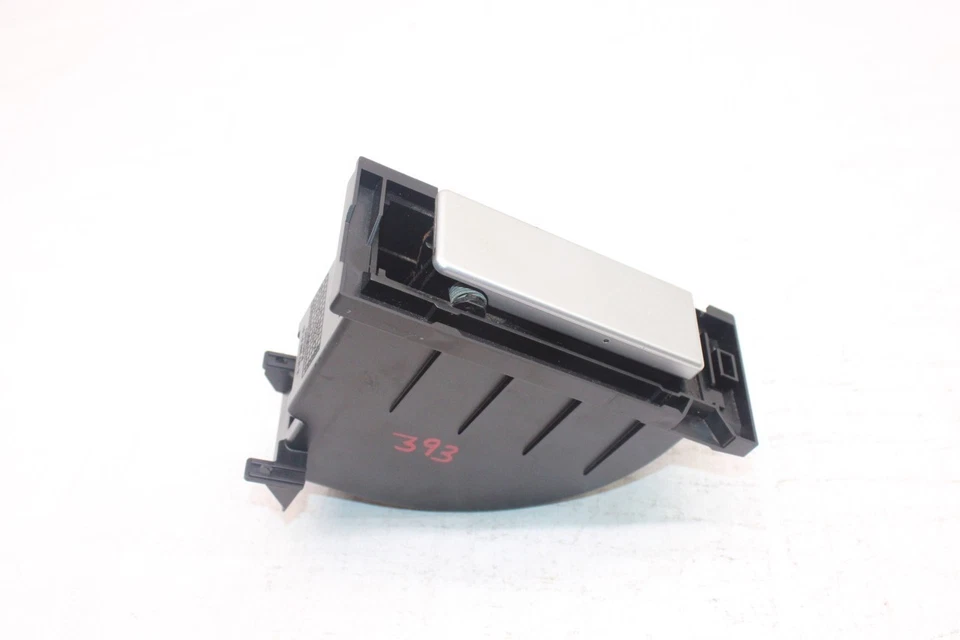 2007 CHRYSLER CROSSFIRE ZH COUPE #393 CENTER CONSOLE ACCESSORY CUP HOLDER - Image 4 of 4