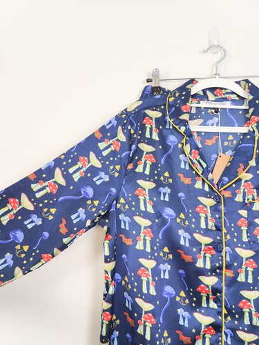Their Nibs Women's Large Satin Pajamas Pyjama Mushroom Print 2 Piece Set Sleep - Picture 3 of 10