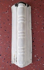 Antico bordo angolare in latta shabby chic stampaggio in latta recupero architettonico