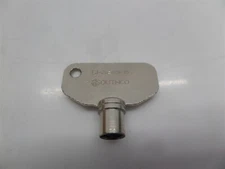 Southco E3-26-819-15 Steel Key For Vise Action Compression Latches